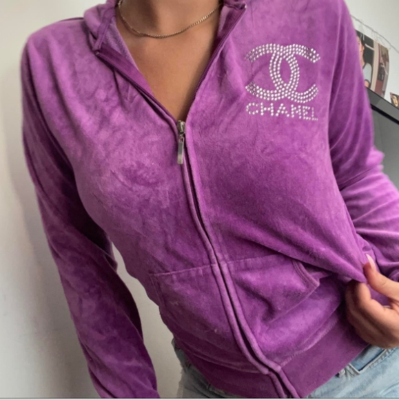 CHANEL Magenta Velour Zip-Up - Picture 1 of 6
